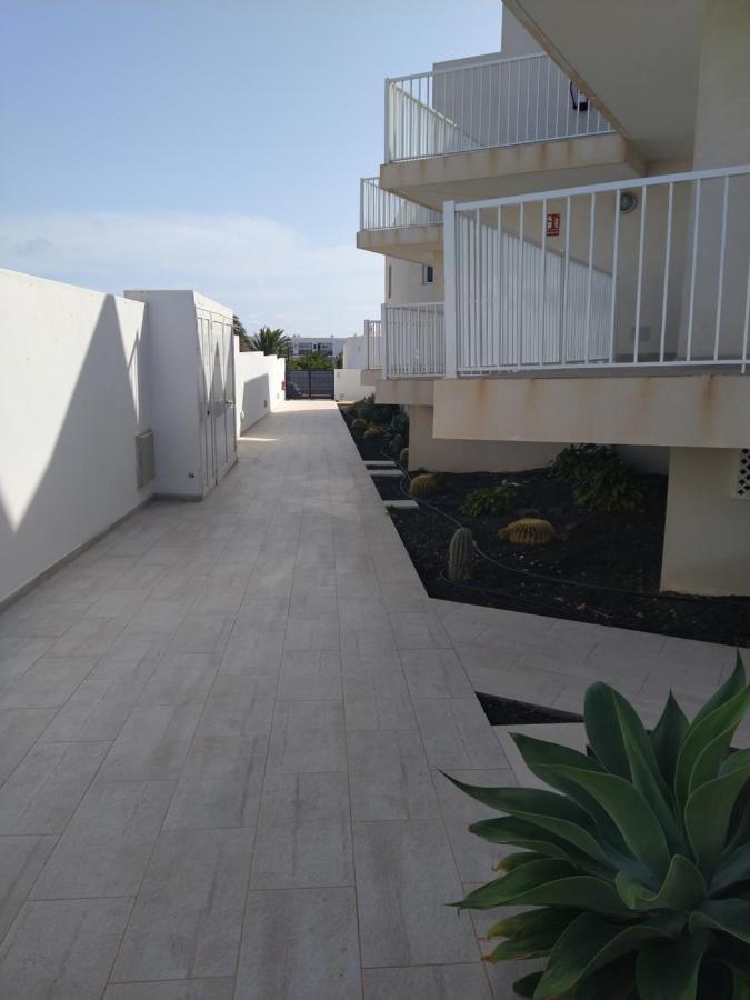 Apartment Aqui Todo Empieza - Pool View - Free Wifi - Smart Tv-Residence Senator Costa Teguise Exterior foto